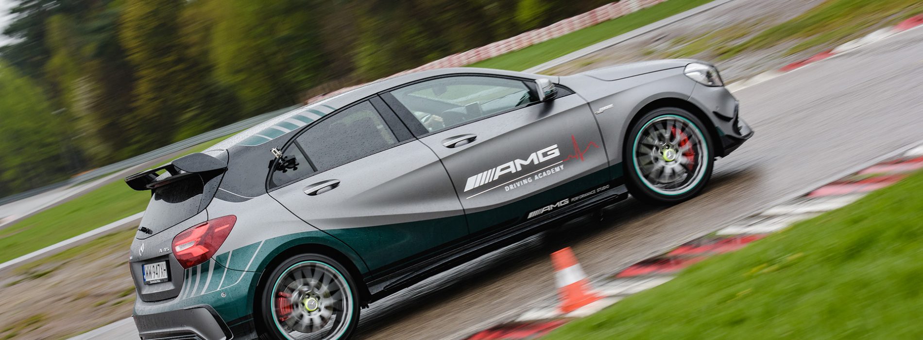 Wyjątkowa oferta AMG Driving Academy: AMG LADY-Traning