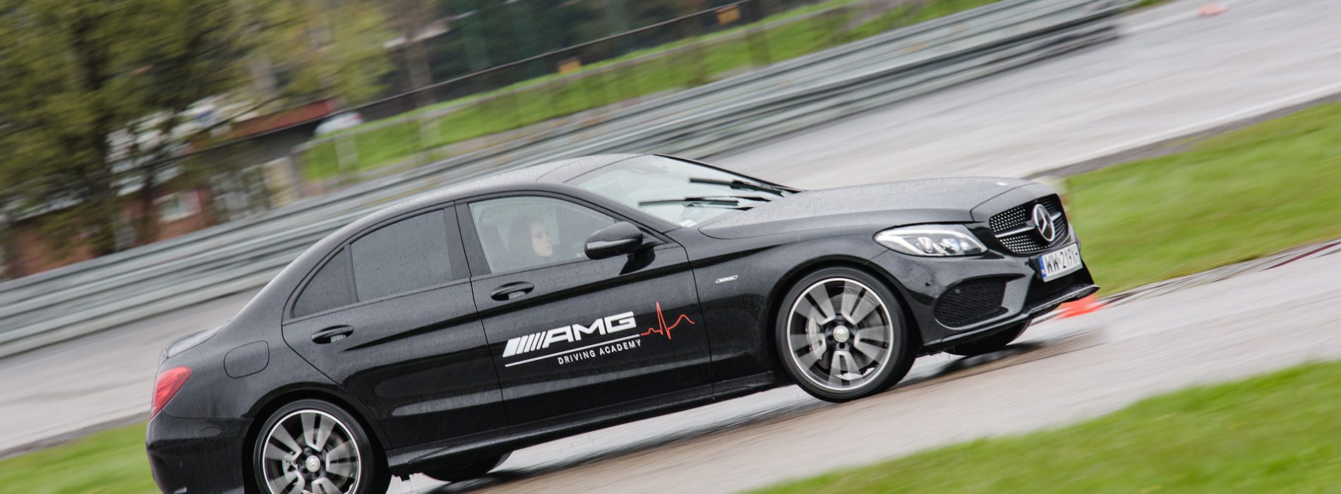 Wyjątkowa oferta AMG Driving Academy: AMG LADY-Traning