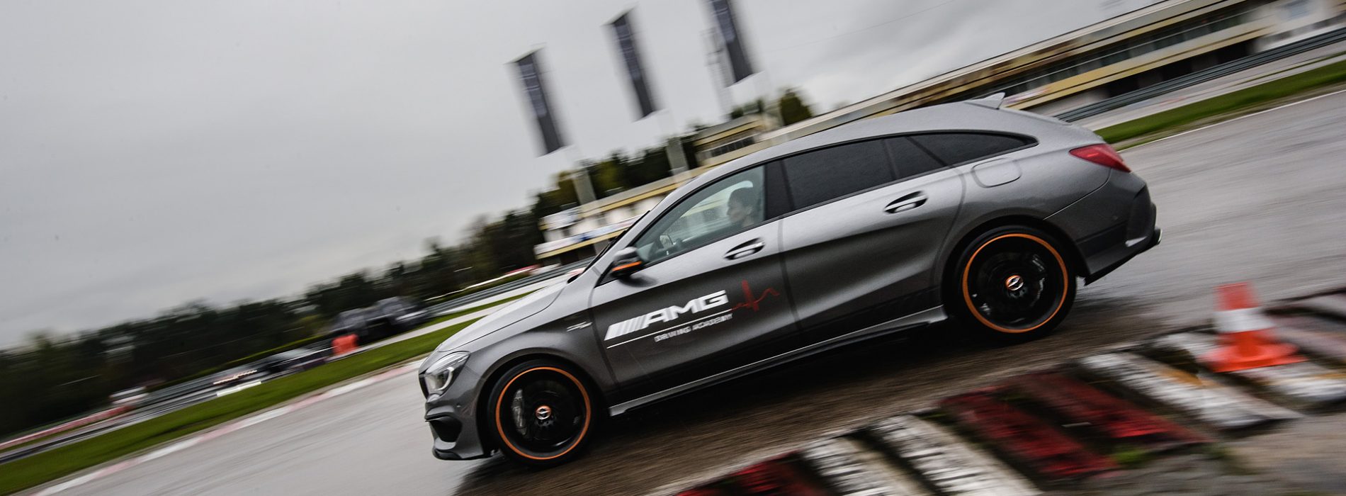 Wyjątkowa oferta AMG Driving Academy: AMG LADY-Traning