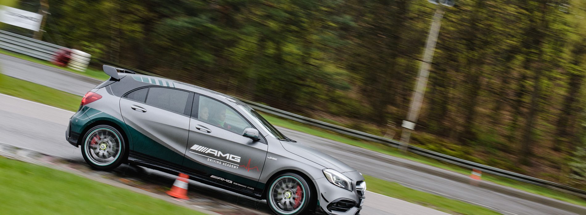 Wyjątkowa oferta AMG Driving Academy: AMG LADY-Traning