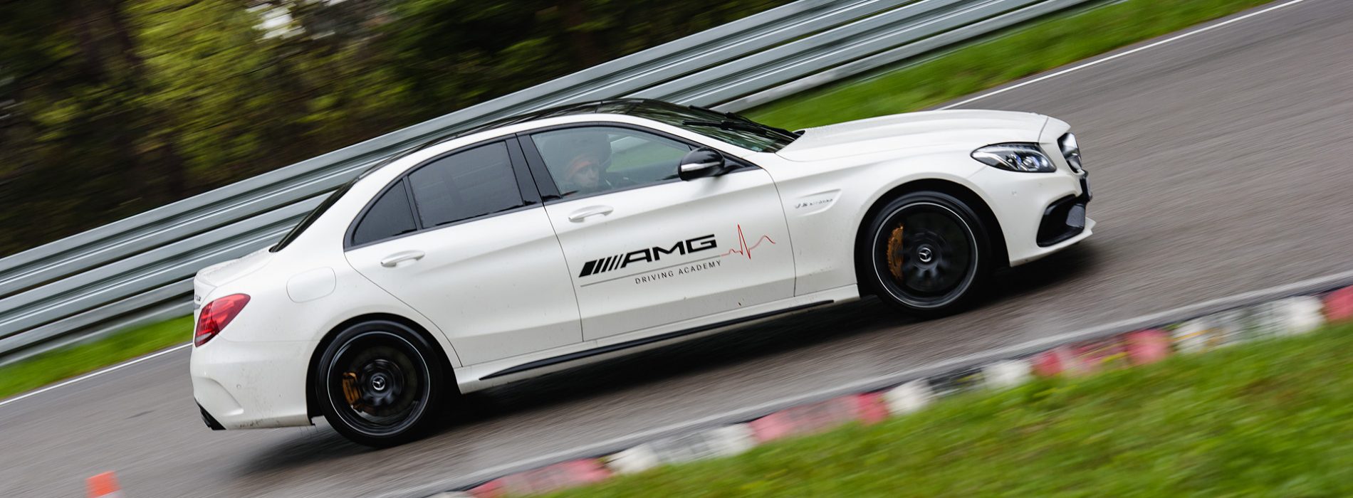 Wyjątkowa oferta AMG Driving Academy: AMG LADY-Traning