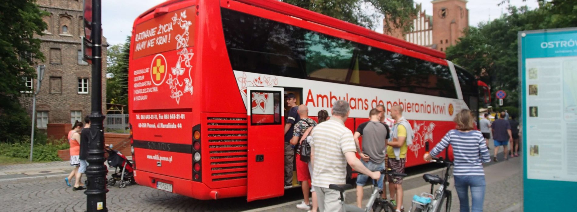 Poznań – festyn na Ostrowie Tumskim pełen zdrowia i kolorów