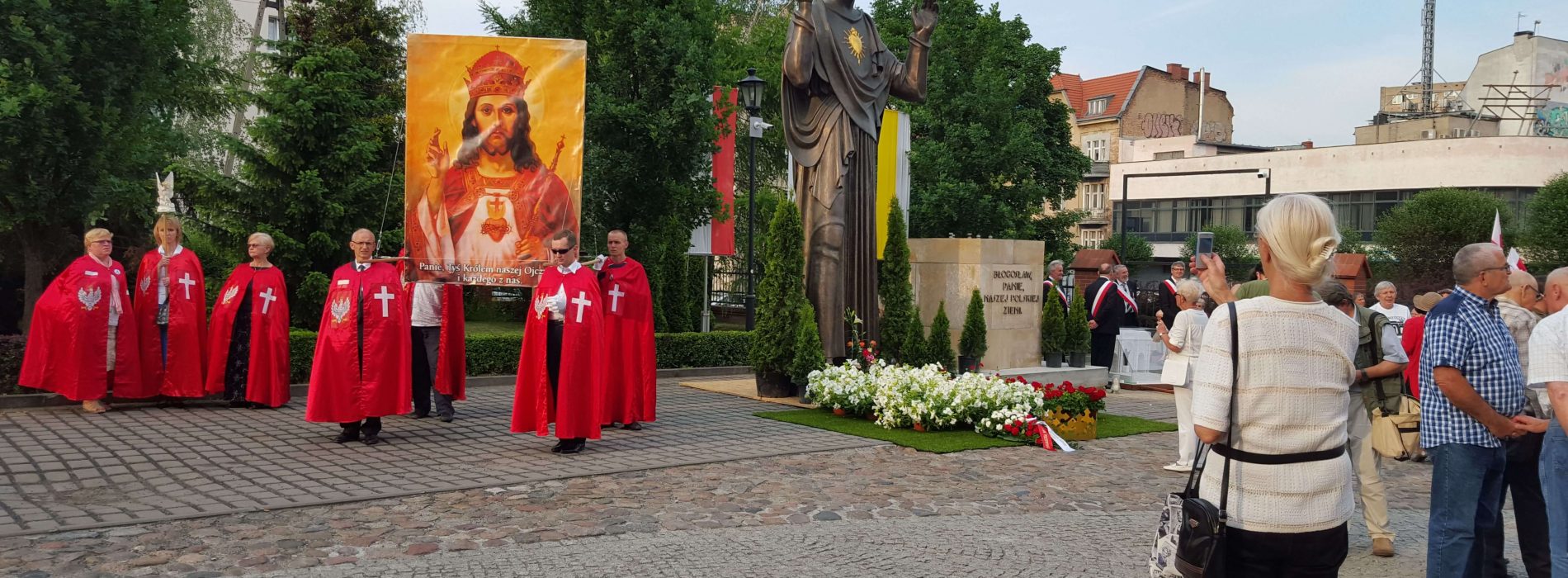 Poznań – poświęcono figurę Chrystusa