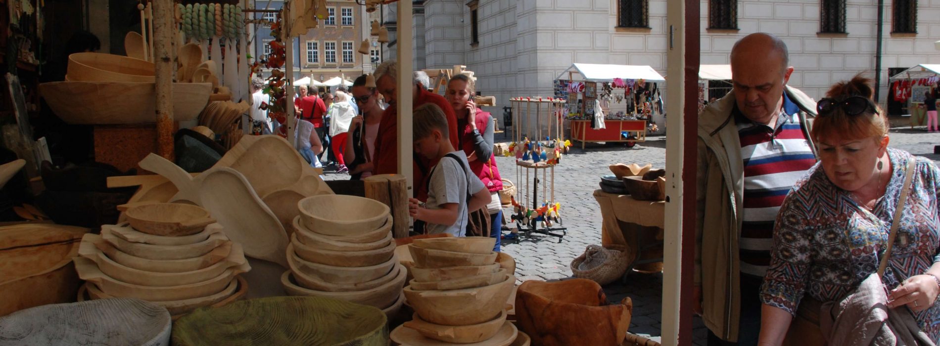 Poznań – blisko 100 straganów i weekendowe imprezy na Jarmarku Świętojańskim