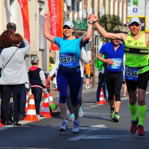 POLICJANTKA Z TRZCIANECKIEGO KOMISARIATU NA XV MISTRZOSTWACH POLSKI POLICJANTÓW W MARATONIE