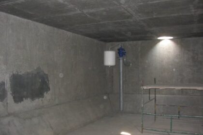 Czy Twoja piwnica naprawdę jest sucha? Objawy i rozwiązania problemów z przeciekami