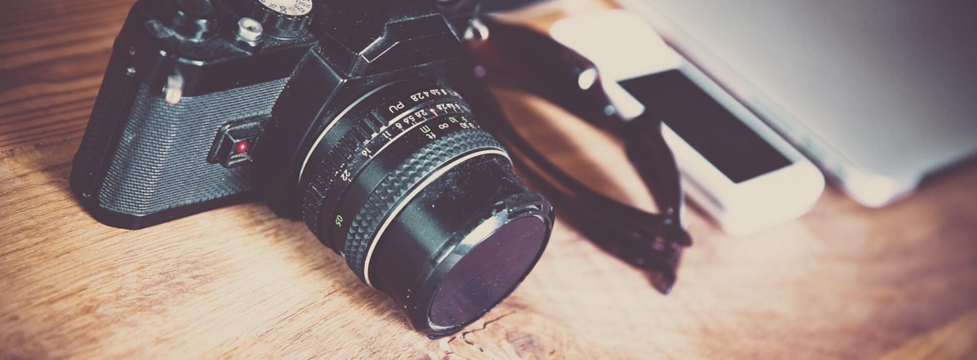 Jak znaleźć dobrego fotografa do zdjęcia do dowodu?